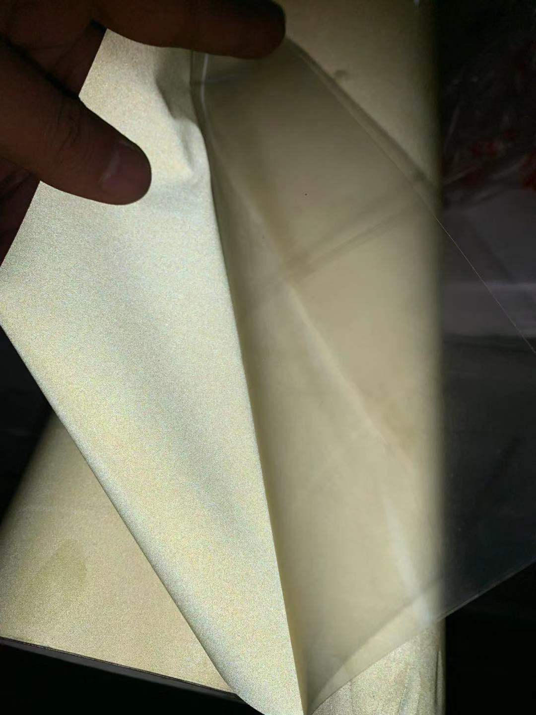 Easy weeding silver grey color reflective Heat Transfer Vinyl PU flex For Clothing